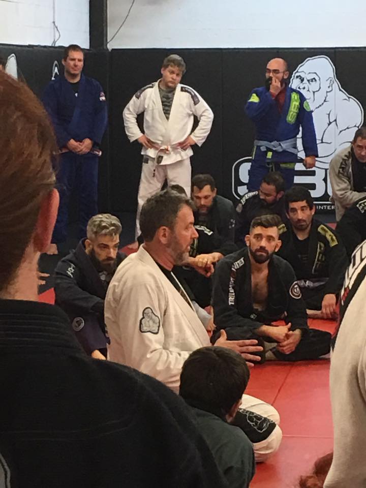 Fake BJJ Black Belts: Gracie Blue Belts Posing as Black Belts – The Take